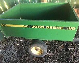 John Deere 15 cubic foot trailer
Never Used!