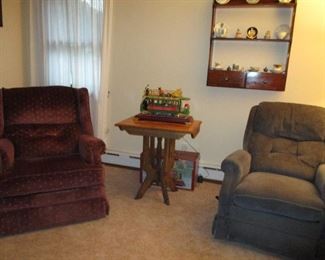 two recliners 