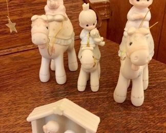 Precious moments nativity pieces