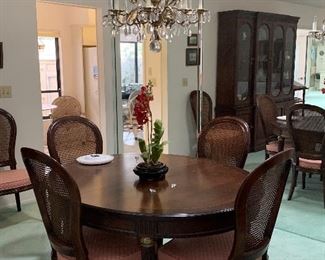 Henredon Dining Suite