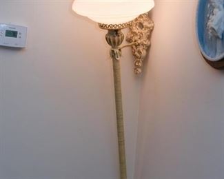 Wall Sconce (Plug-In)