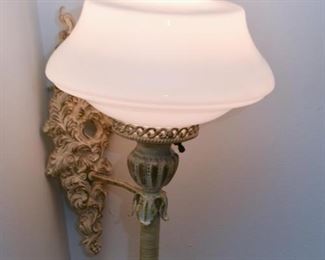 Wall Sconce (Plug-In)