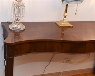 Lovely Traditional Console Table / Server