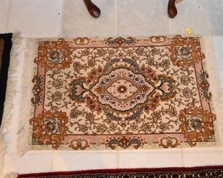 Persian Tabriz Carpet / Rug (approx. 2'1" x 3'2")