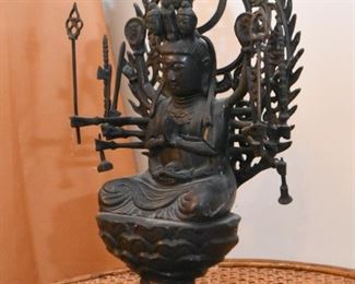 Metal Maha Cundi Mother Guan Yin Buddha Statue