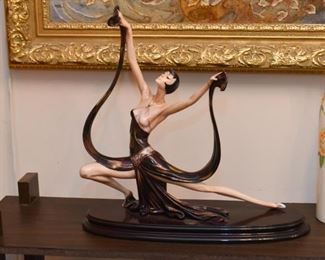Italian Porcelain Figurine (by Santini)