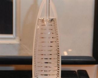 Dubai Building Art Glass Figure