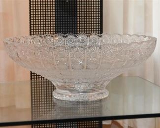 Crystal & Glassware (Cut Crystal, Pressed Glass, Etc.)