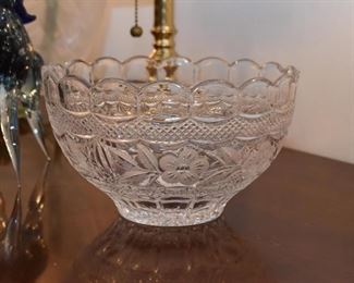 Crystal & Glassware (Cut Crystal, Pressed Glass, Etc.)