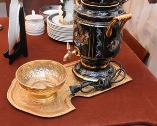 Electric Percolator / Coffee & Tea Server