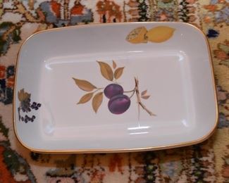 Royal Worcester Casserole / Baking Dish