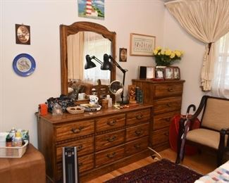 Bedroom Furniture (Dressers / Chests, Nightstand)