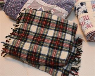 Blankets & Throws