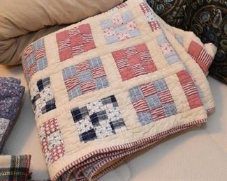 Quilts & Bedding