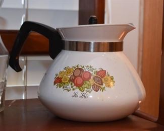 Corning Ware Teapot (Spice of Life)