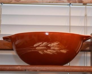 Pyrex Cinderella Bowl - Autumn Harvest (only 1 bowl, large size)