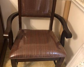 Sturdy captain's chair will chaperone your daughter on her prom dat
