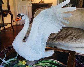 One of two Boehm Mute Swans ((limited edition)