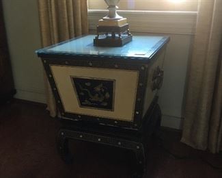 One of a pair/chinese cellarette