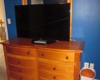 Bedroom Suites TV's