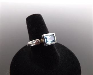 .925 Sterling Silver Emerald Cut Crystal Ring Size 8
