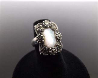 .925 Sterling Silver Art Nouveau Mother of Pearl Ring Size 5.75
