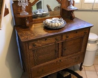 Antique tiger oak bureau. Stunning