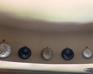 Miscellaneous stoneware pudding molds