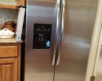 Amana stainless steel fridge - 2015 - model ASD2575BRS01