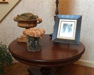 Entry Table with Inlay and Pedestal Base