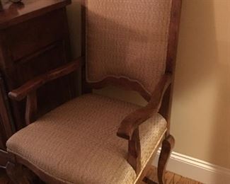 8 Custom Dining Chairs with Queen Anne Legs