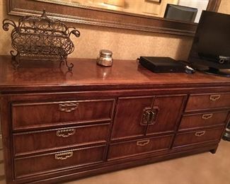 Campaign Style Dresser