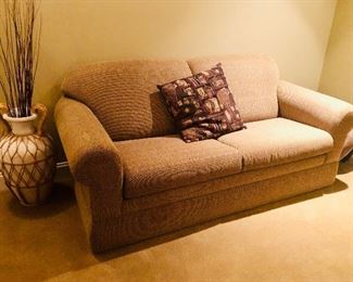 La-Z-Boy sleeper sofa in excellent condition!