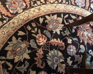 Palazzo Karastan rug. Pattern Verona Black. 6 feet round.