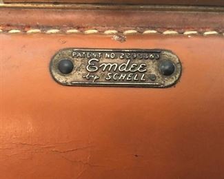 Rare, tan cowhide leather Emdee doctors bag made by Schell. 
Pat.#  229-3363. 1930s to 1940s.