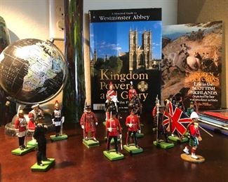 Vintage British metal soldiers/figurines by W. Brittan. Set of two on horseback and 15 standing. Total of 17 pieces.