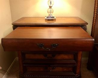 Gorgeous aspenhome bedside desk/table. Matches bed. 