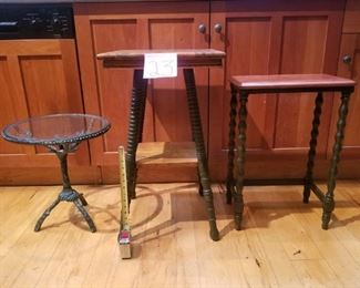 Table Lot https://ctbids.com/#!/description/share/261571