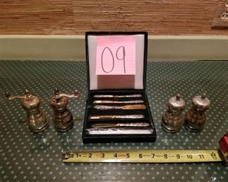 Silverware Lot https://ctbids.com/#!/description/share/261606