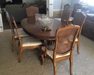 J L METZ FURNITURE COMPANY DINING TABLE WITH 10 CHAIRS