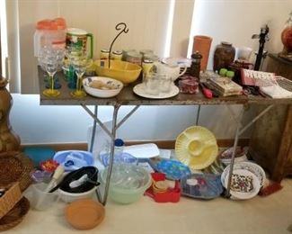 Housewares, serveware and food storage containers