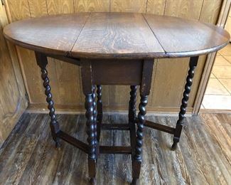 Oak Barley Twist Oval Gateleg Drop Leaf Dining Table 