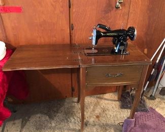 Vintage Federal Sewing Machine Made In Japan