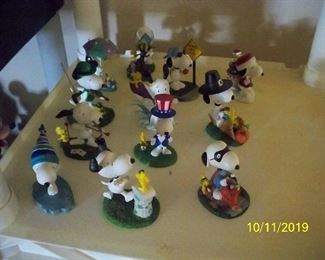 Set of 12 Calendar Snoopy Figurines