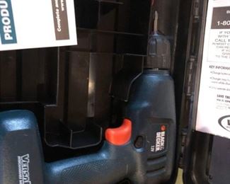 Black and Decker drill 7.4V