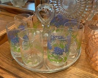 vintage glasses with carrier
