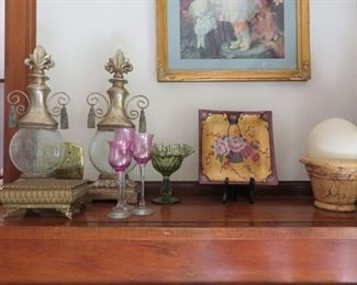 Nice Decor and Ostrich Egg