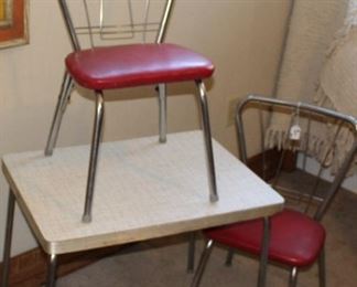 furniture childrens enamel table and chairs