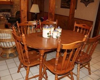 furniture maple dining table and chairs