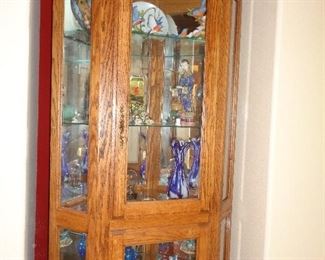 curio w/collectibles